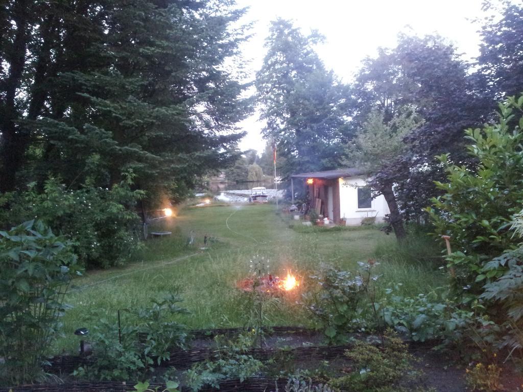 Ferienwohnungen Am Krossinsee Berlim Exterior foto